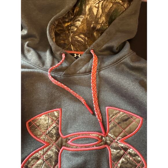 Under Armour Women's Size Medium Semi-Fitted Gray Camo Logo Pullover Hoodie Pink - Picture 3 of 7